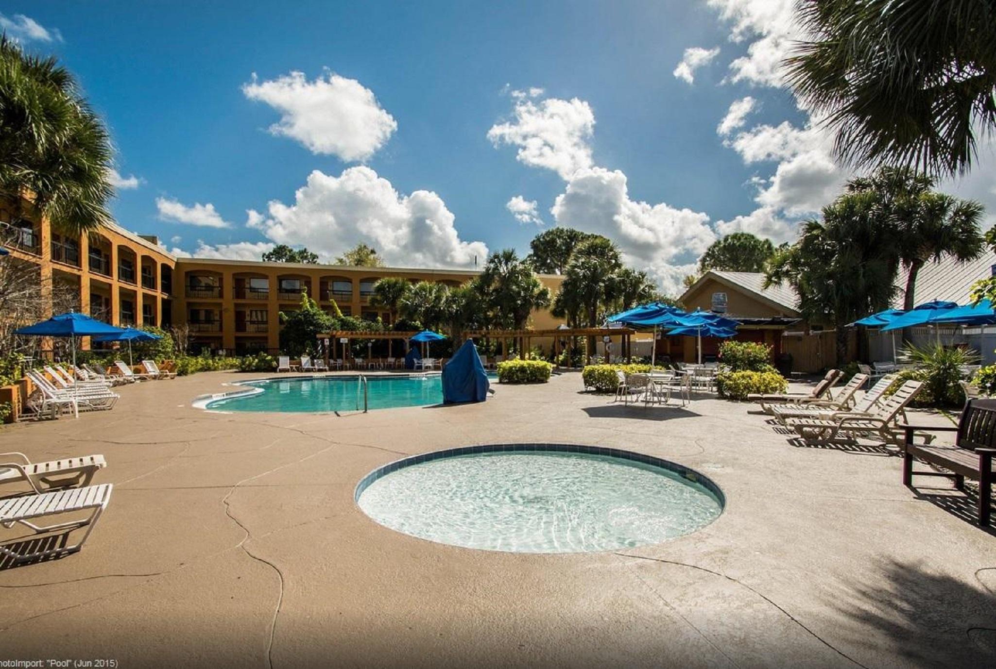 Williamsburg Mi Casa Hotel מראה חיצוני תמונה